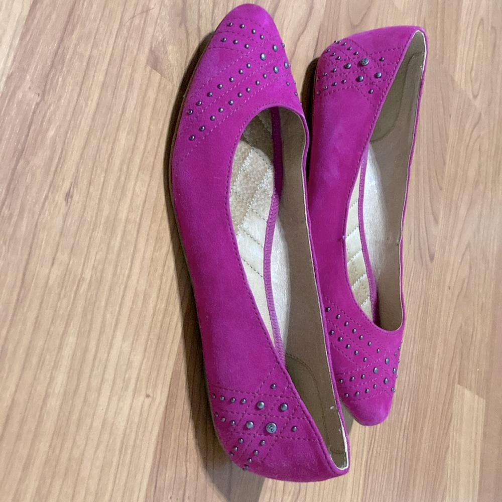 UGG Studded Raspberry Suede Flats - Picture 4 of 7